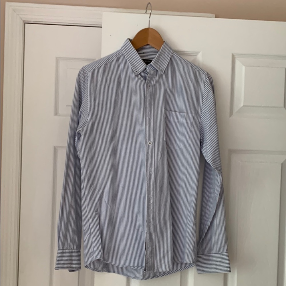 Primark Men's Blue and White Striped Shirt